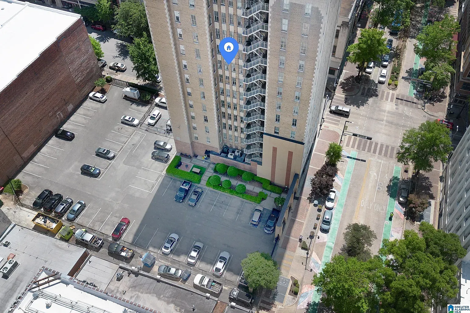 1 bed, 953 sqft, $1,400 — Photo 2