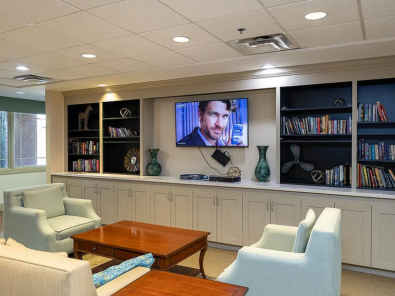 Lounge/TV Room