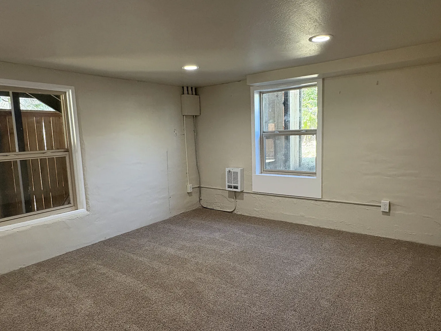 2 bed, 1100 sqft, $1,650 — Photo 4