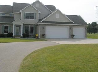 6702 Links Dr, Mt Pleasant, MI 48858