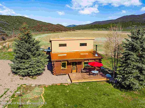 2nd image of 1150 County Road 119