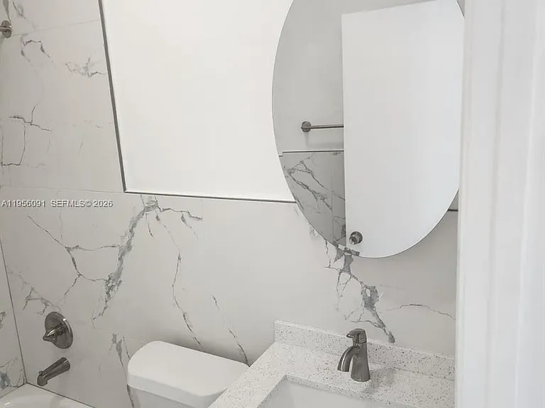 10805 SW 86th St #12 — Photo 18