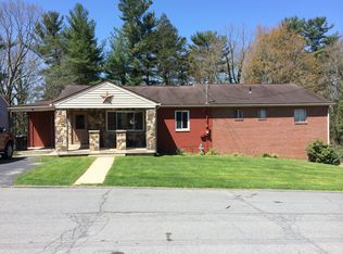 380 Mankin Ave, Beckley, WV 25801