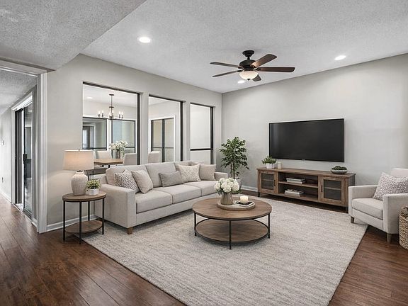 2nd image of 1942 Allenby Rd