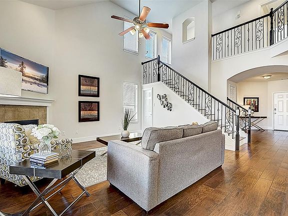 5th image of 10416 Matador Dr