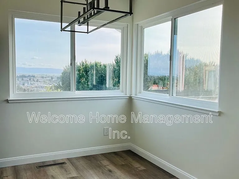 16233 San Remo Dr — Photo 10