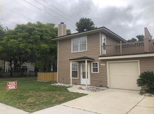 685 Sturdivant Ave, Atlantic Beach, FL 32233