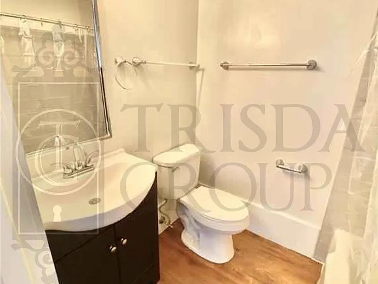 18 Bradford Ave — Photo 19