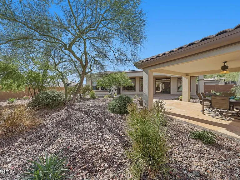 2129 W Legends Way — Photo 48