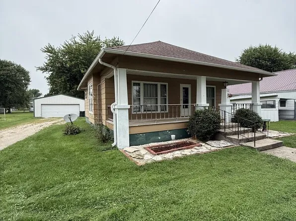 310 E Beech St, Clarence, MO 63437