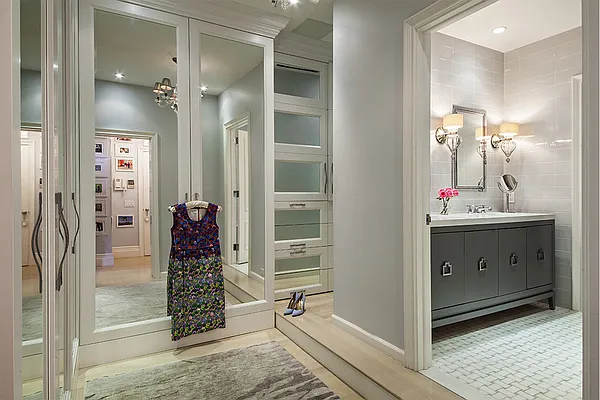 Sold by Stribling | media 23