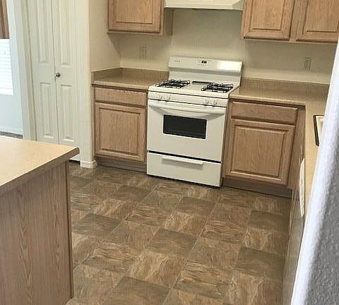 5th image of 4954 E Hilton Ave