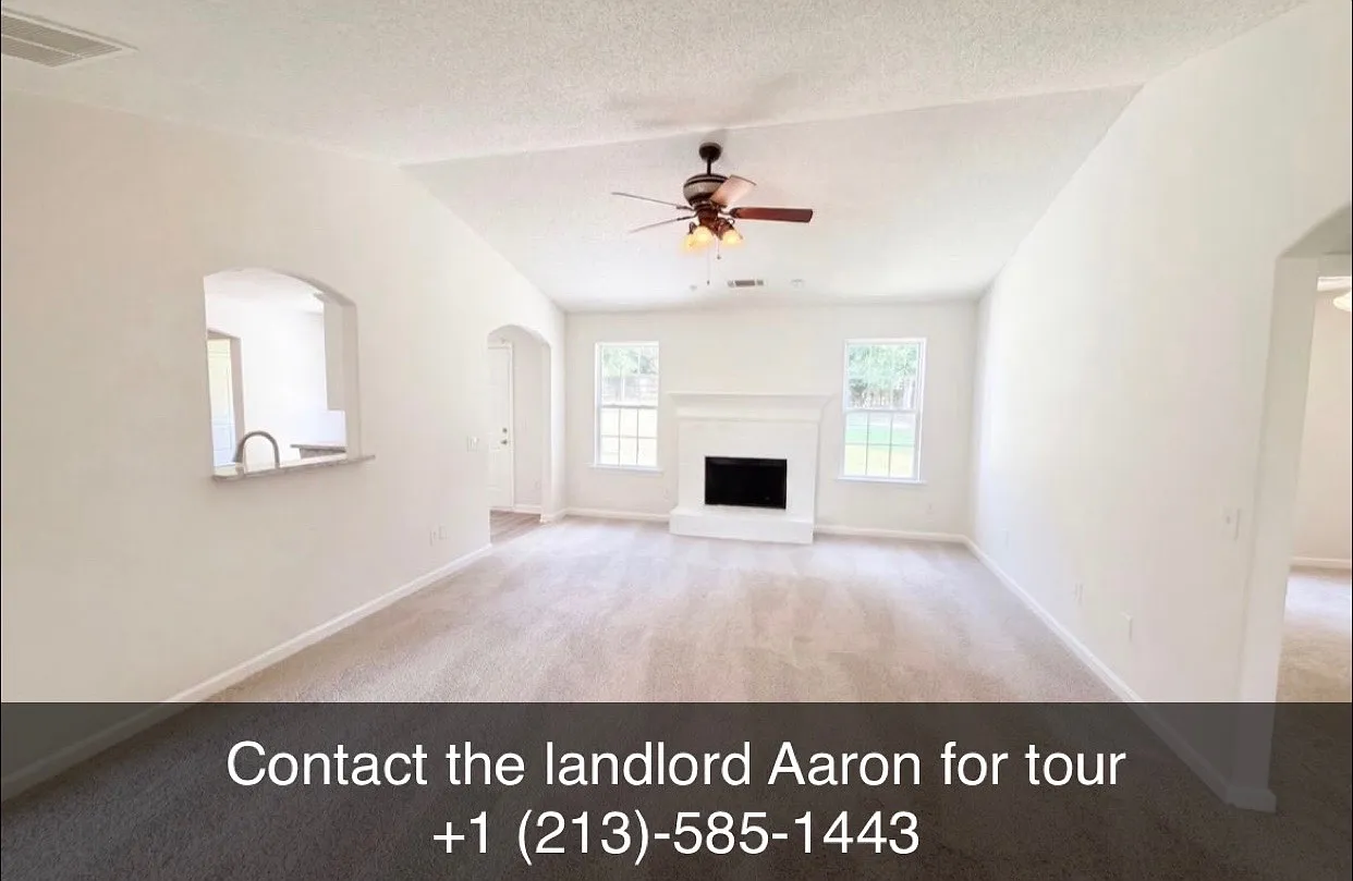 3 bed, 1409 sqft, $2,008 — Photo 3