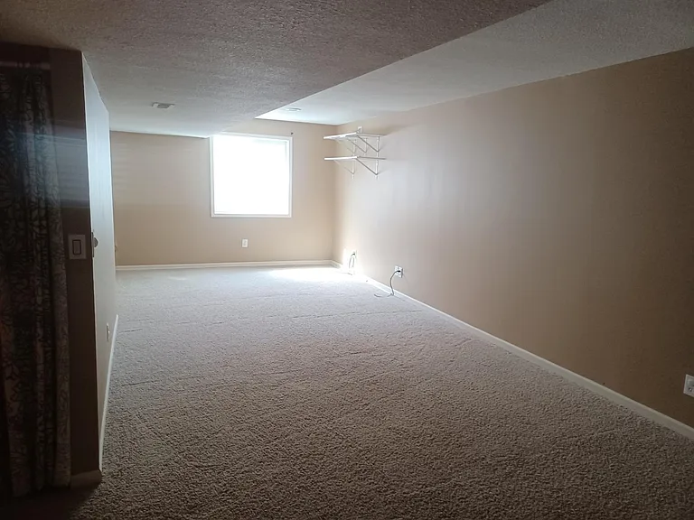 516 E Bluebird St — Photo 15