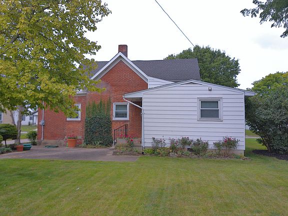 4th image of 228 N Herman St