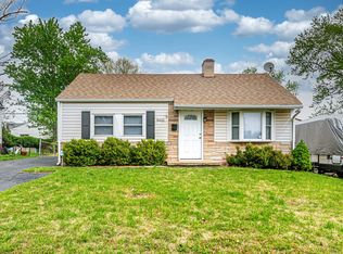 9421 Ridge Ave, Saint Louis, MO 63114