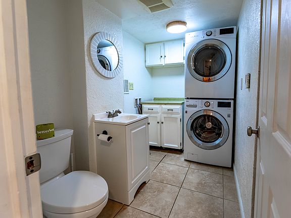5th image of 3720 Iris Ave APT C