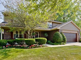 19235 W Tahoe Dr, Mundelein, IL