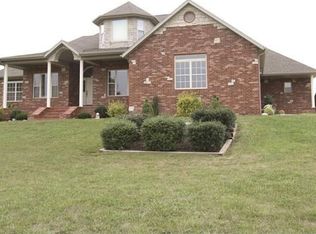 1675 E Cardinal Rd, Ozark, MO 65721