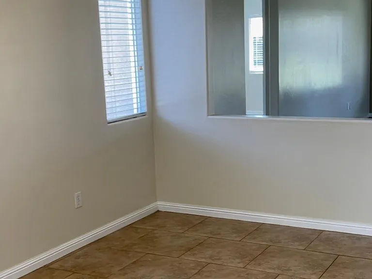 10511 Pinebrook Falls Dr — Photo 6