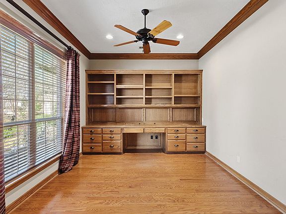 3rd image of 5203 Sycamore Hills Ct
