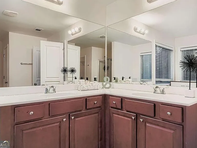 1240 Grayson Oaks Dr — Photo 19