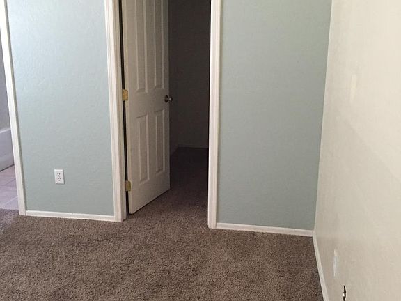 Walk in closet