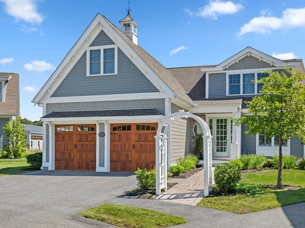 17 Canter Brook Ln #17, South Hamilton, MA 01982