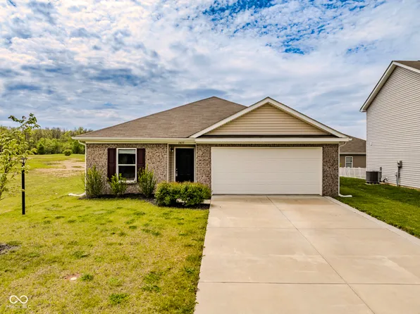 1415 E Locke Dr, Albany, IN 47320