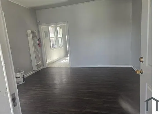 1339 52nd Ave — Photo 2