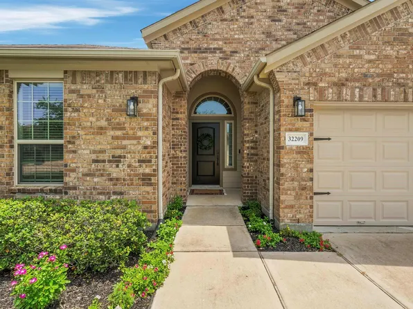 32209 McKinley Run Dr, Hockley, TX 77447