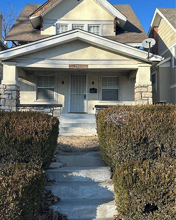 1st image of 2922 E 30th St