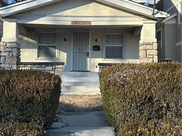 2922 E 30th St, Kansas City, MO 64130
