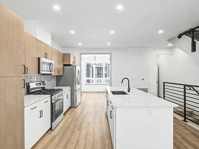 University Hills Townhomes — Photo 78
