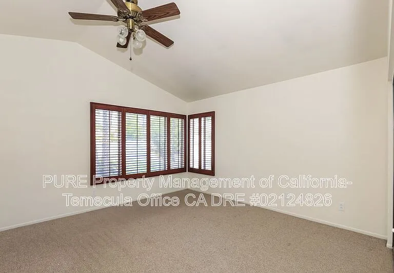 39625 Almansa Ct — Photo 9