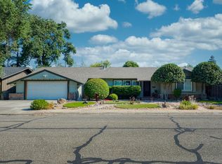 840 Madrone Ln, Patterson, CA 95363