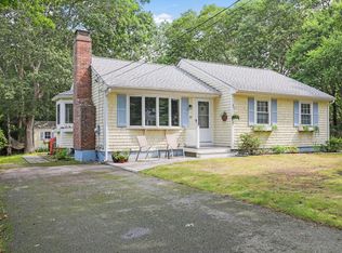 31 Weston Rd, North Falmouth, MA 02556