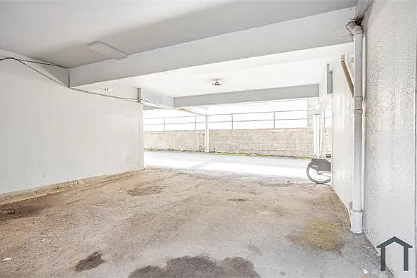 5227 Crowson Ave #7 — Photo 14