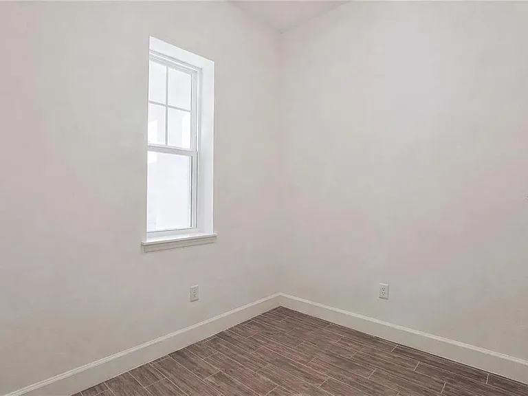 7038 Arnoldson St — Photo 23
