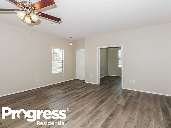 4th image of 11260 W Massey Dr