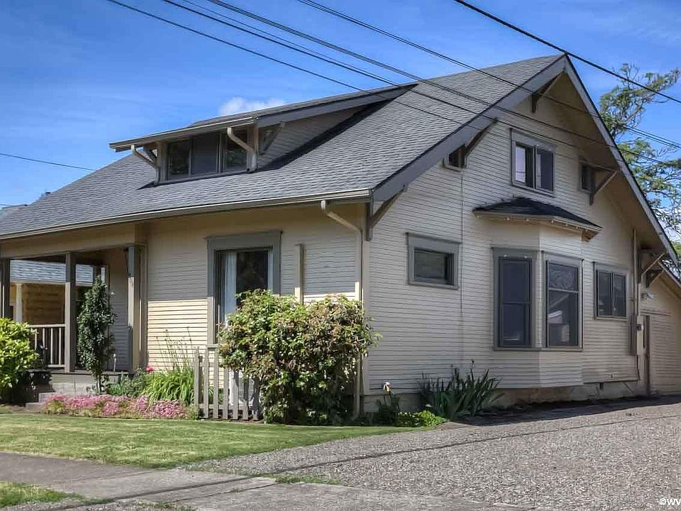 1st image of 804 SW 5th St