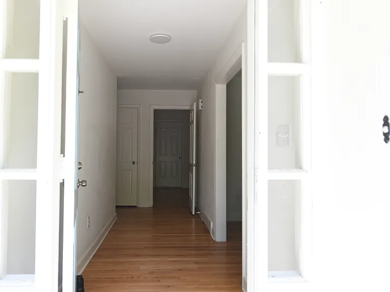 3215 Plantation Rd — Photo 4