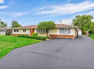 1838 Howard St, Wheaton, IL 60187