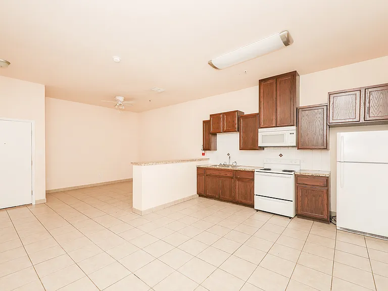 2119 S Ejido Ave — Photo 19