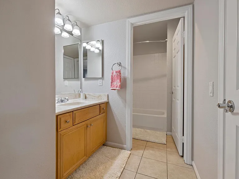 2151 Alpine Glen Pl — Photo 14