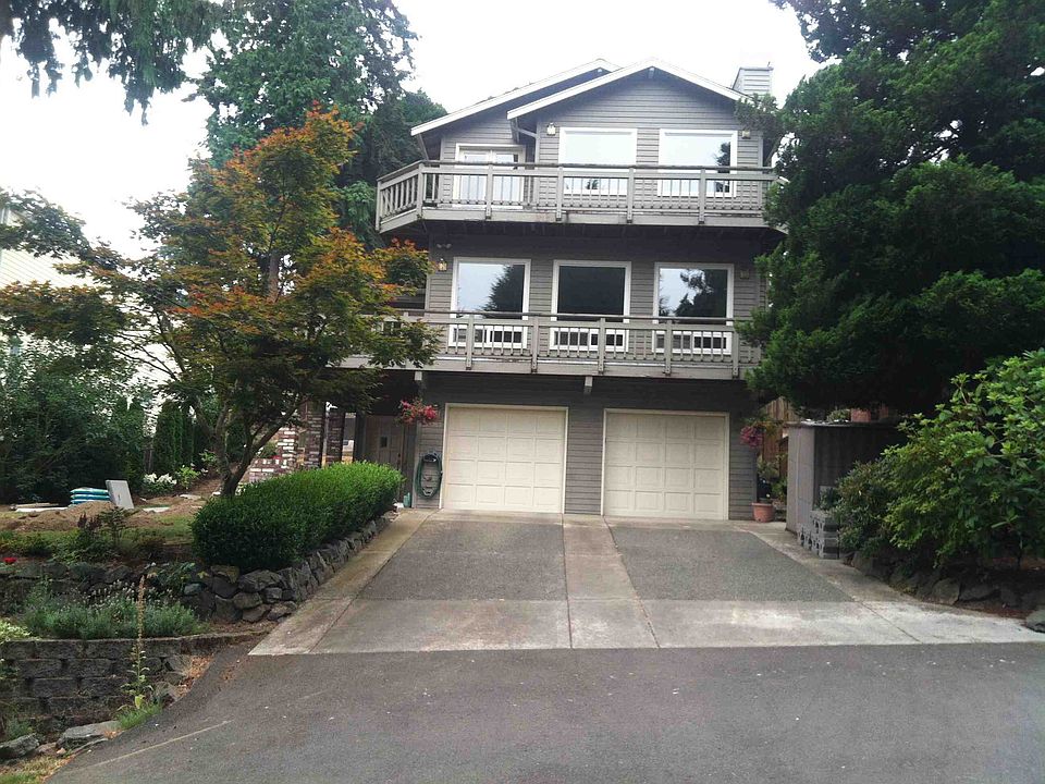 1st image of 12067 Lakeside Pl NE