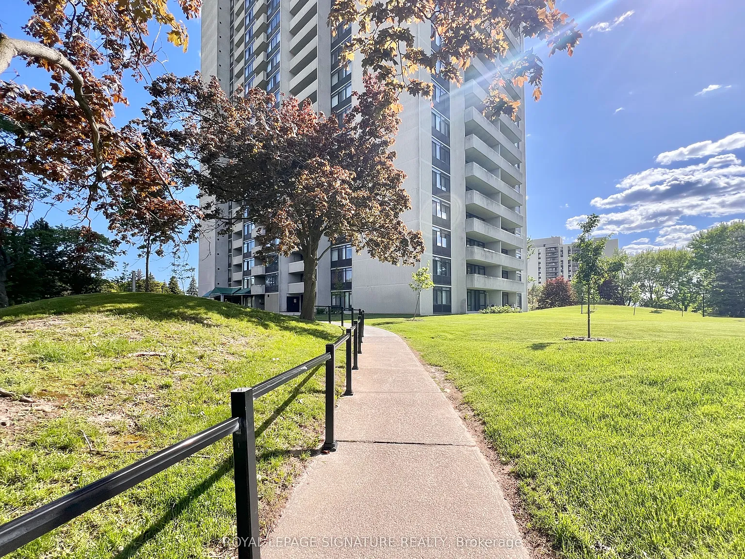 2 bed, $2,900 — Photo 2