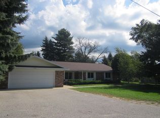 1053 Oak St, Manistee, MI 49660