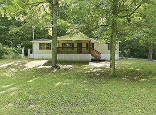 565 Clint Flowers Rd, Mc Ewen, TN 37101