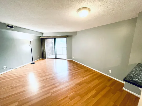 2100 Lee Hwy APT 332, Arlington, VA 22201